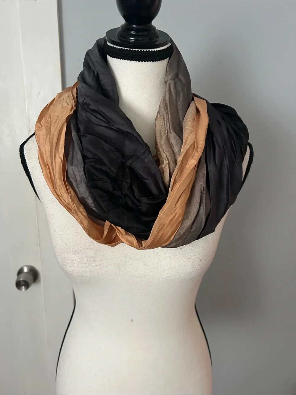 Nordstrom Multitexture Infinity Scarf in Charcoal, Taupe & Peach